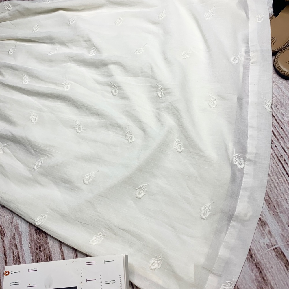 Loft Dress - Picture 13 of 13